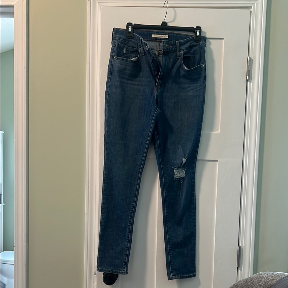 Classic Blue Distressed LEVI Women's Jeans - Size 30